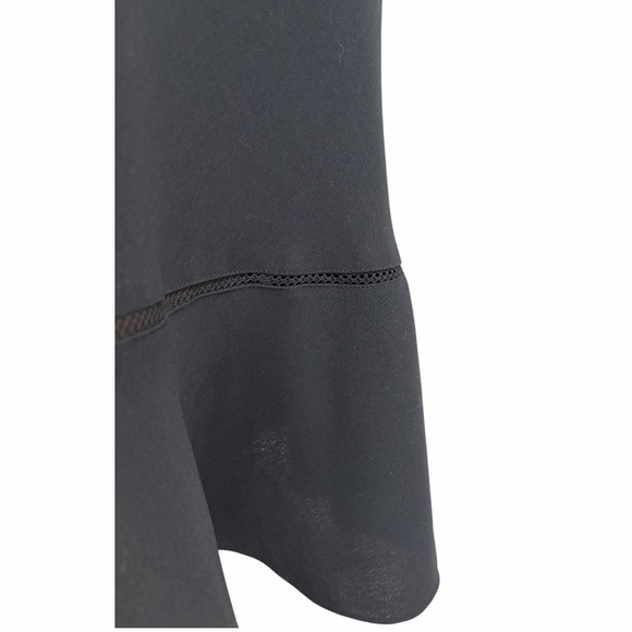 Ann Taylor LOFT Sleeveless Midi Dress 4 Black
Babydoll Empire Waist Flounce Hem - Picture 8 of 9